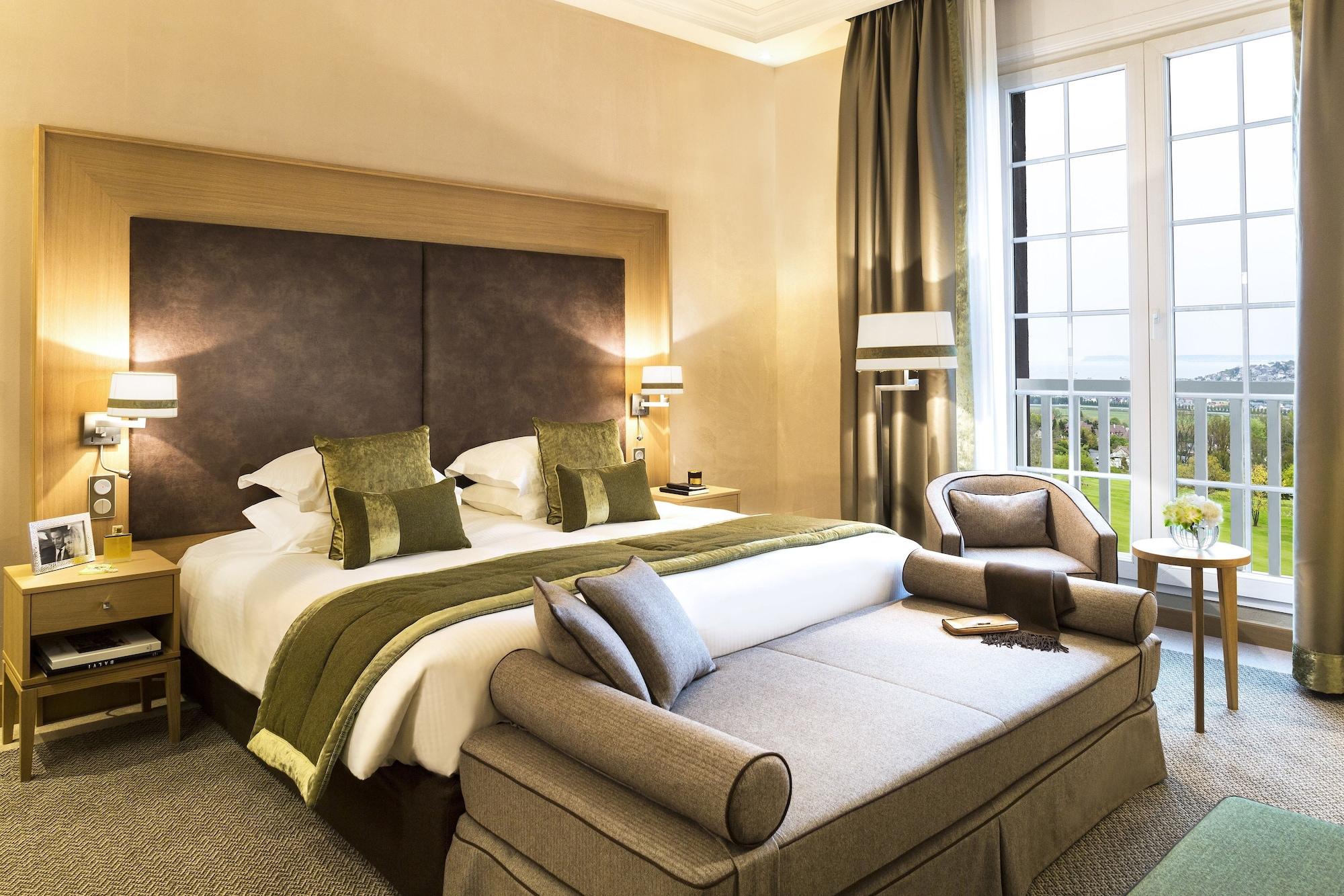 Barriere L'hotel Du Golf Hotel 4*